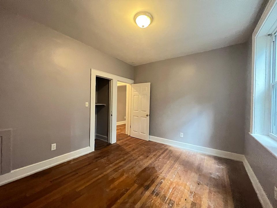 2nd image of 213 S Harrison St #6