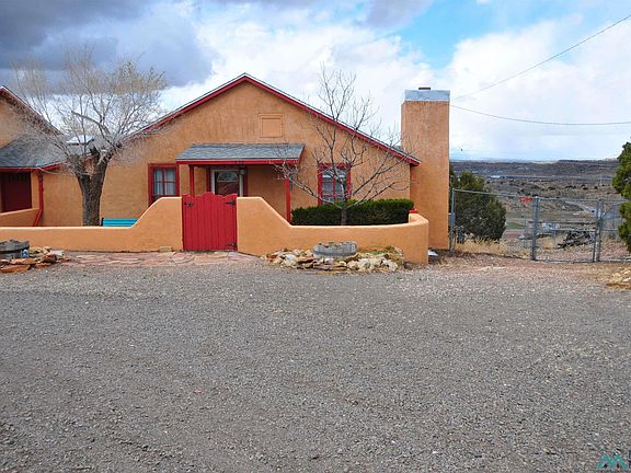 3rd image of 1402 Elva Dr