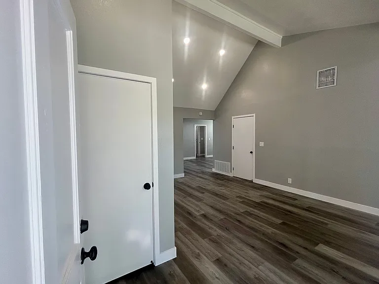3631 Dunbar Ct — Photo 3
