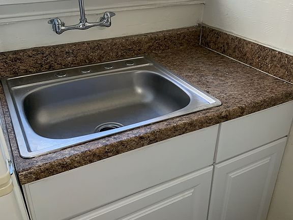 4th image of 498 25th St #21