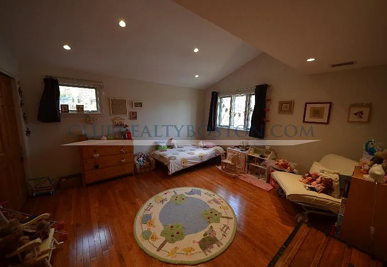 195 Forest St — Photo 18