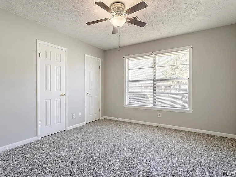 110 Diane Dr — Photo 25