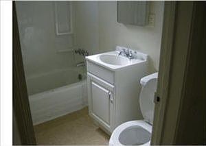 3rd image of 1136 Ramona St