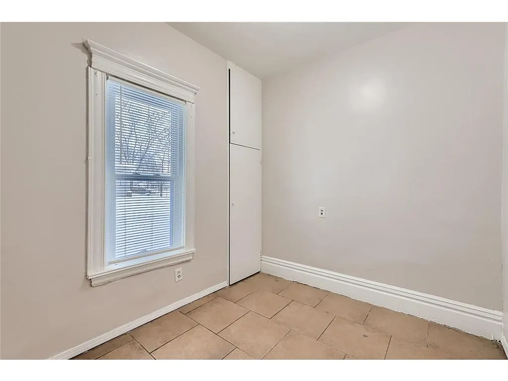 Building Photo - 2933 N 6th St #1