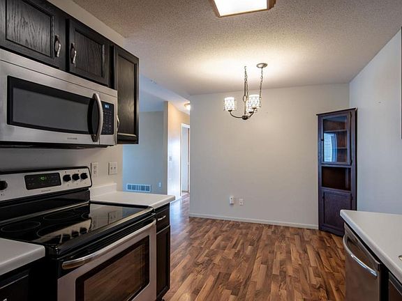 5th image of 14963 Glenbrook Ave N