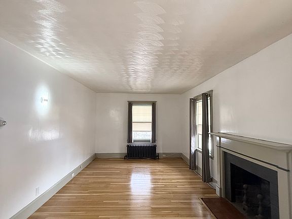 5th image of 21 Melville Ave Floor 2