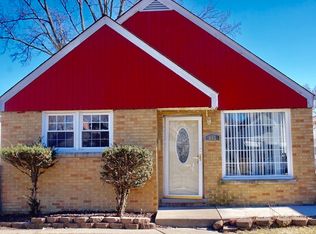 115 Geneva Ave, Bellwood, IL