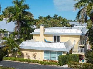 255 2nd Ave S #6, Naples, FL 34102