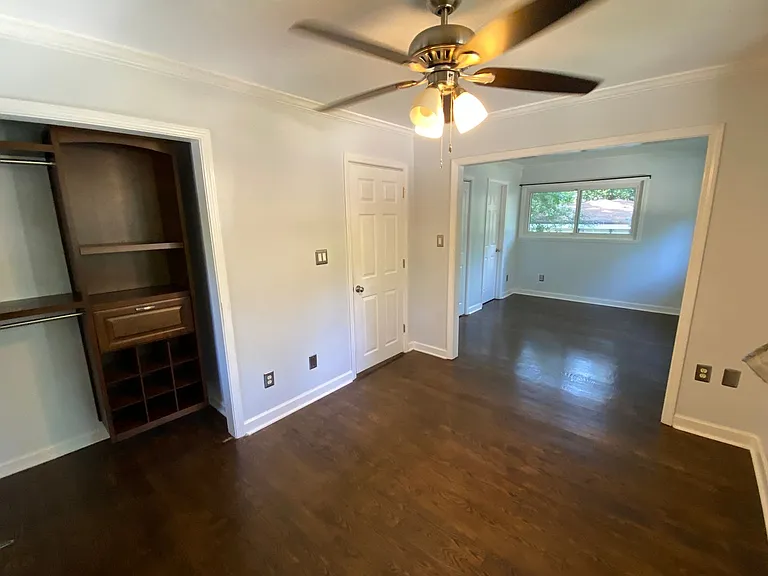 2565 Woodacres Rd NE — Photo 6