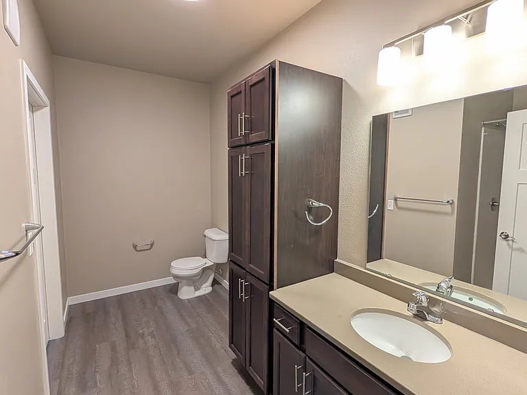 South Beach Apartment Homes — Photo 25