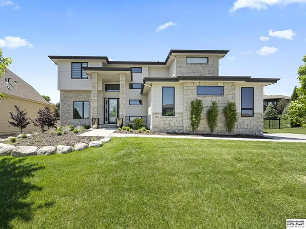 11412 S 122nd St, Papillion, NE 68046