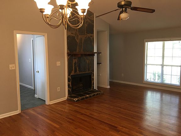 5th image of 3005 Anthony Ln