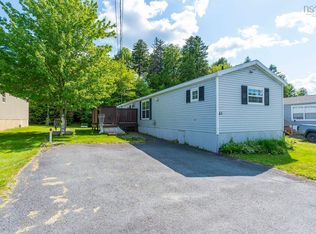 41 Mountain View Dr, Lake Echo, NS B3E 1B6