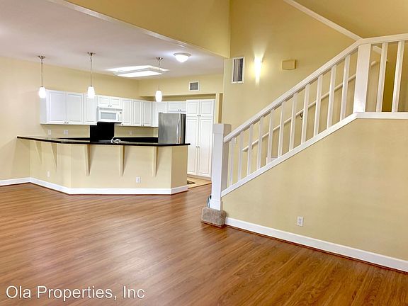 2nd image of 92-1021 Koio Dr APT D