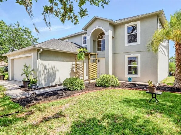 31747 Loch Aline Dr, Wesley Chapel, FL 33545