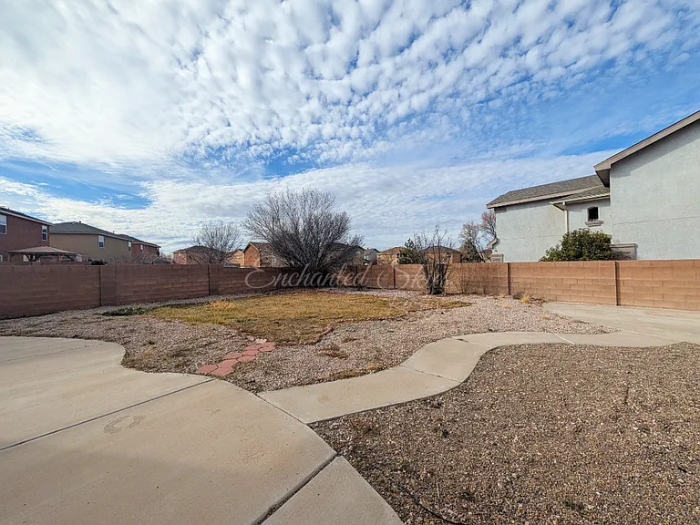 7905 Sierra Altos Pl NW — Photo 31