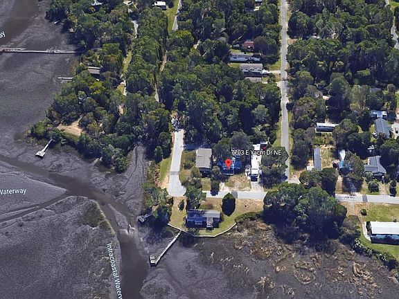5th image of 7703 E Yacht Drive NE
