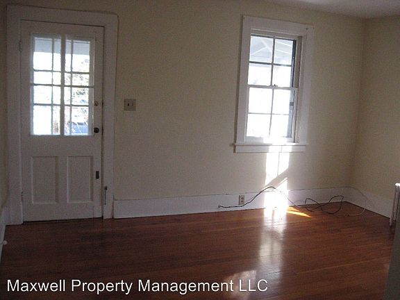 4th image of 47 White St APT 5