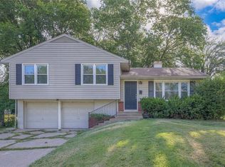 9705 Belmont Ave, Kansas City, MO 64134