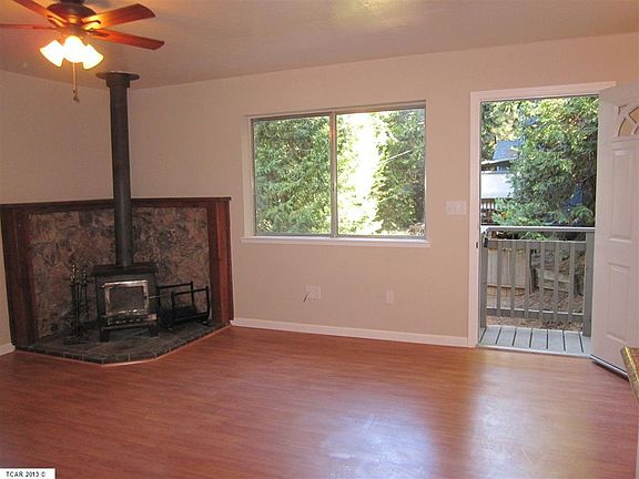 5th image of 23655 Ontario Dr