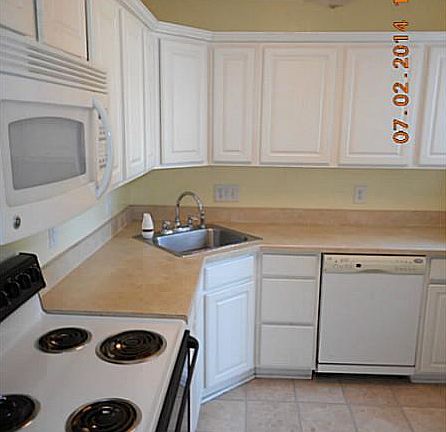 3rd image of 714 Kenosha Ave