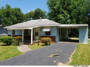 112 Upward Acres St, East Flat Rock, NC 28726