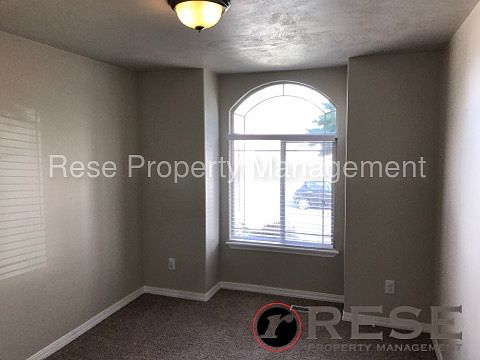 5th image of 6252 S Waller Ln