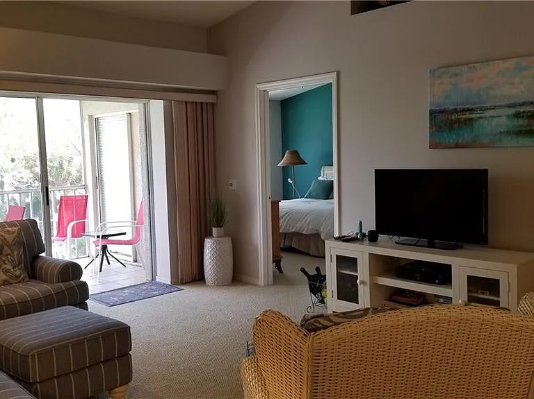 8951 Veranda Way #625 — Photo 6