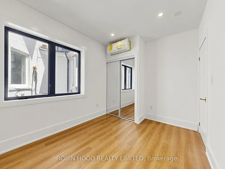 24 Callender St #1 — Photo 14