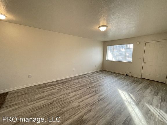 2nd image of 2246 Stace St