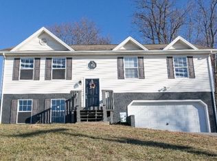 214 Mockingbird Pl, Jonesborough, TN 37659