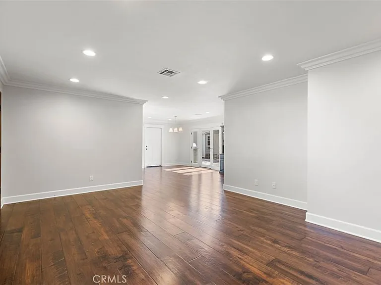 103 S Worthy Dr — Photo 16