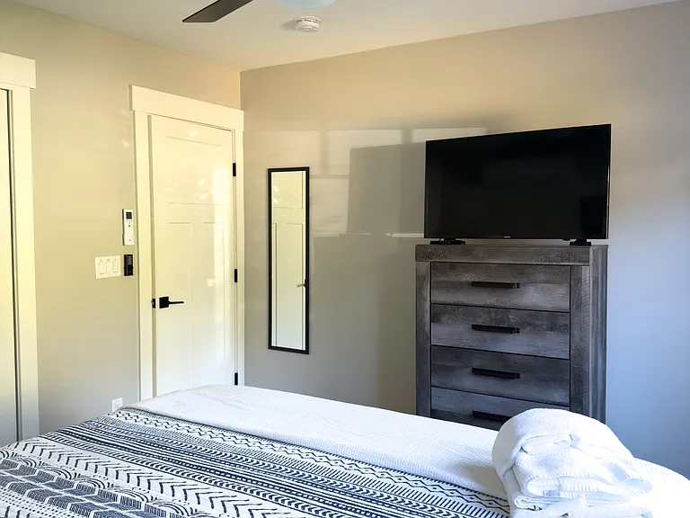 304 Charlotte St #200 — Photo 19