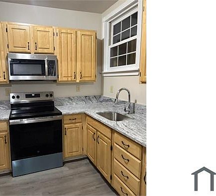 2nd image of 618 Kossuth St #2