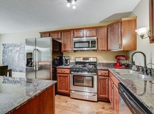 3919 Conroy Trl, Inver Grove Heights, MN 55076