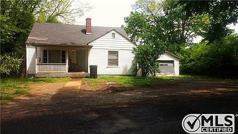 1st image of 407 Hietts Ln