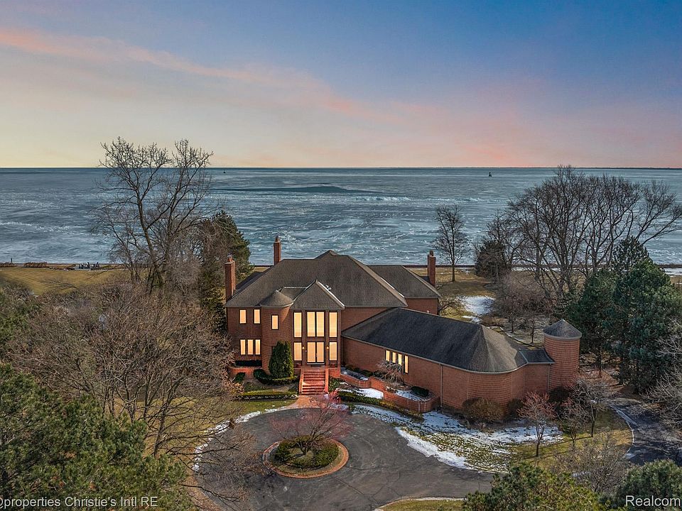 1st image of 15440 Windmill Pointe Dr