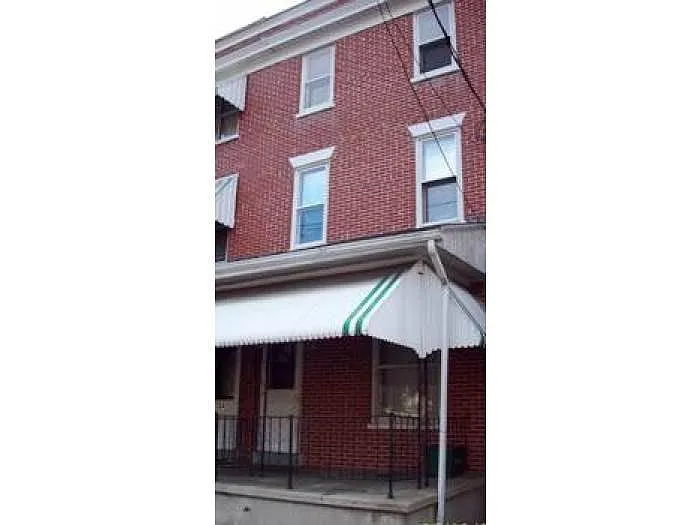 336 N Franklin St photo 1
