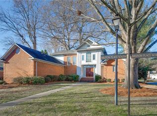 612 Bruton Pl, Greensboro, NC 27410