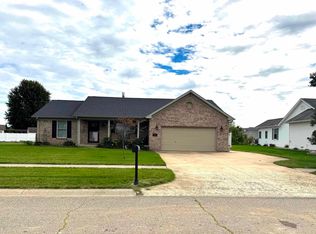 917 Arthur St, Rochester, IN 46975