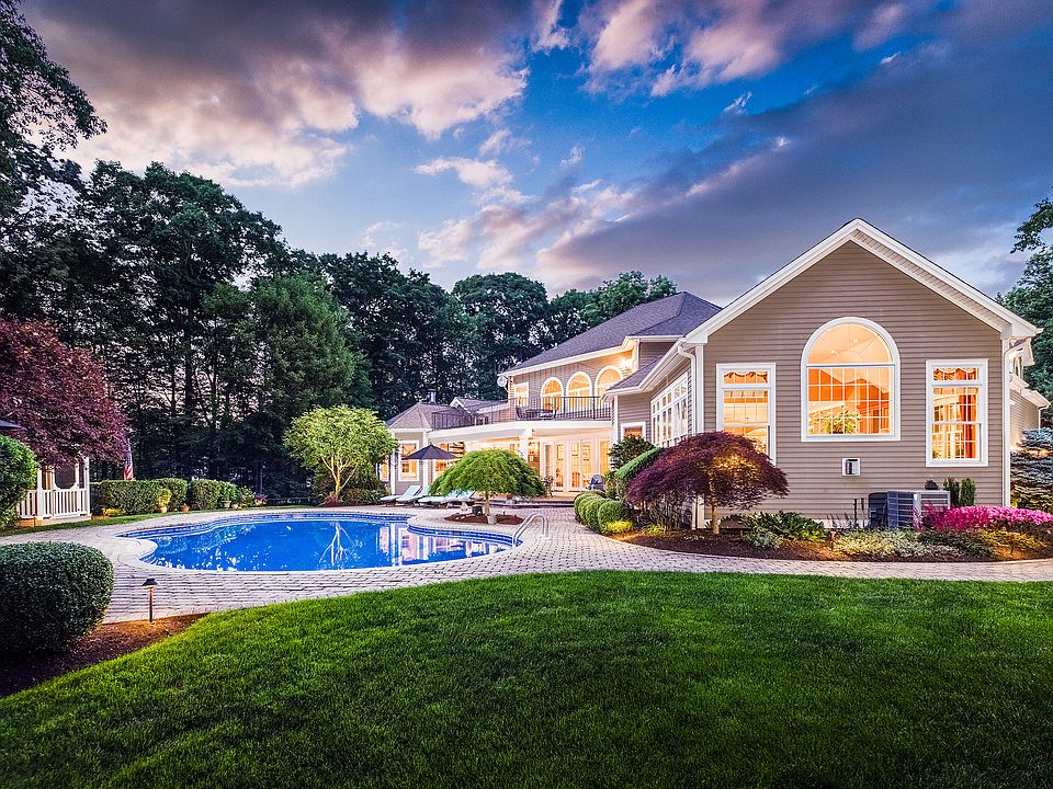 22 Red Fern Ridge