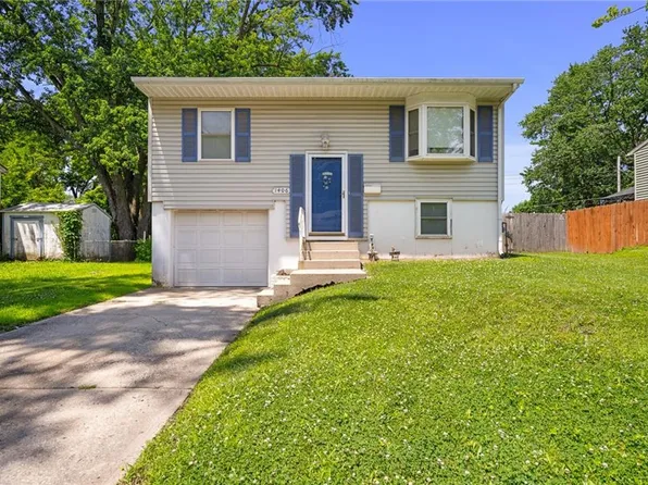 1406 N Osage Trl, Independence, MO 64058