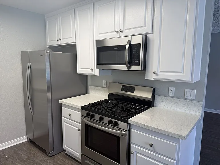 Tierra Palms Apartment Homes — Photo 108