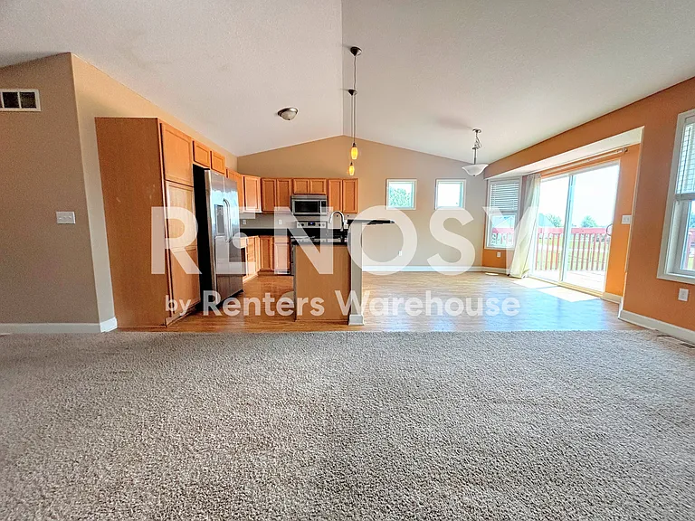 8228 Dakota Dr — Photo 22