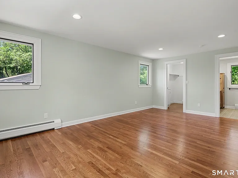 145 Casmir Dr — Photo 20