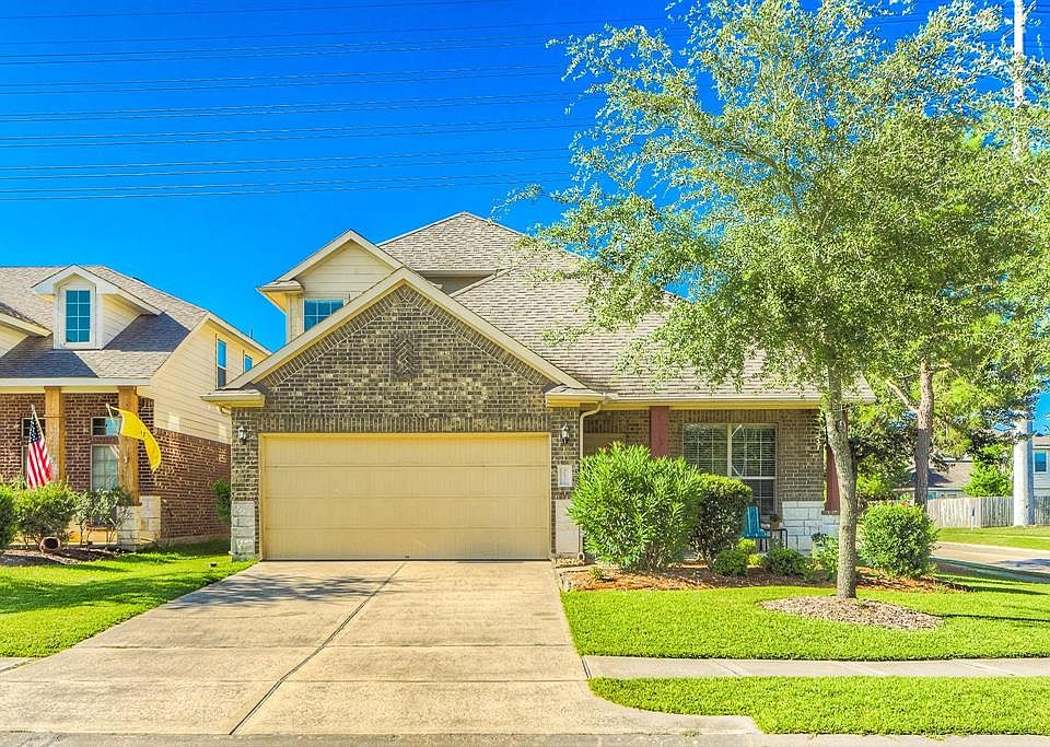 1st image of 26811 Glacier Creek Dr