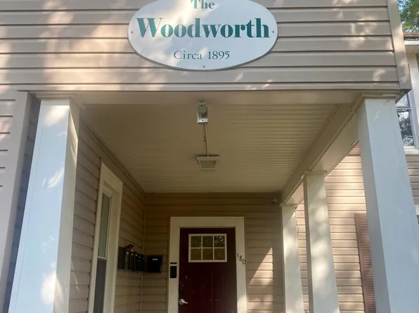 180 N Bennett St #2, Southern Pines, NC 28387