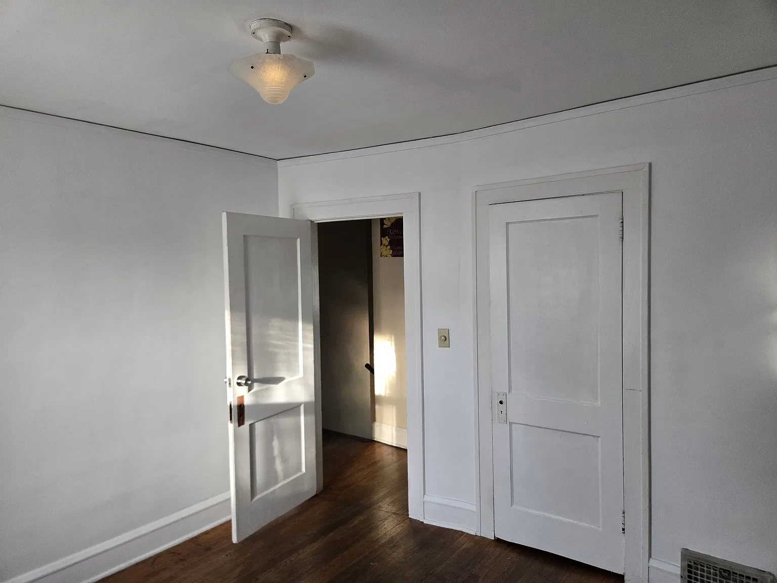 3 bed, 1382 sqft, $1,600 — Photo 3