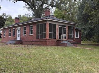 225 Oak Hill Rd, Eastover, SC 29044