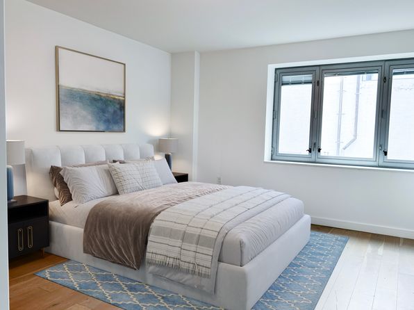 107 Columbia Hts #8E